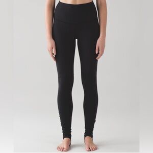 ➰ Lululemon Wunder Under Stirrup Leggings~Women’s 4~Black~High-Rise~Ruched Legs